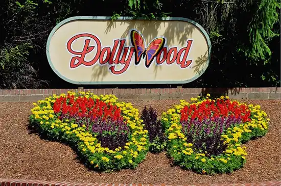 A-butterfly-flower-arrangement-at-the-entrance-to-Dollywood-in-Pigeon-Forge